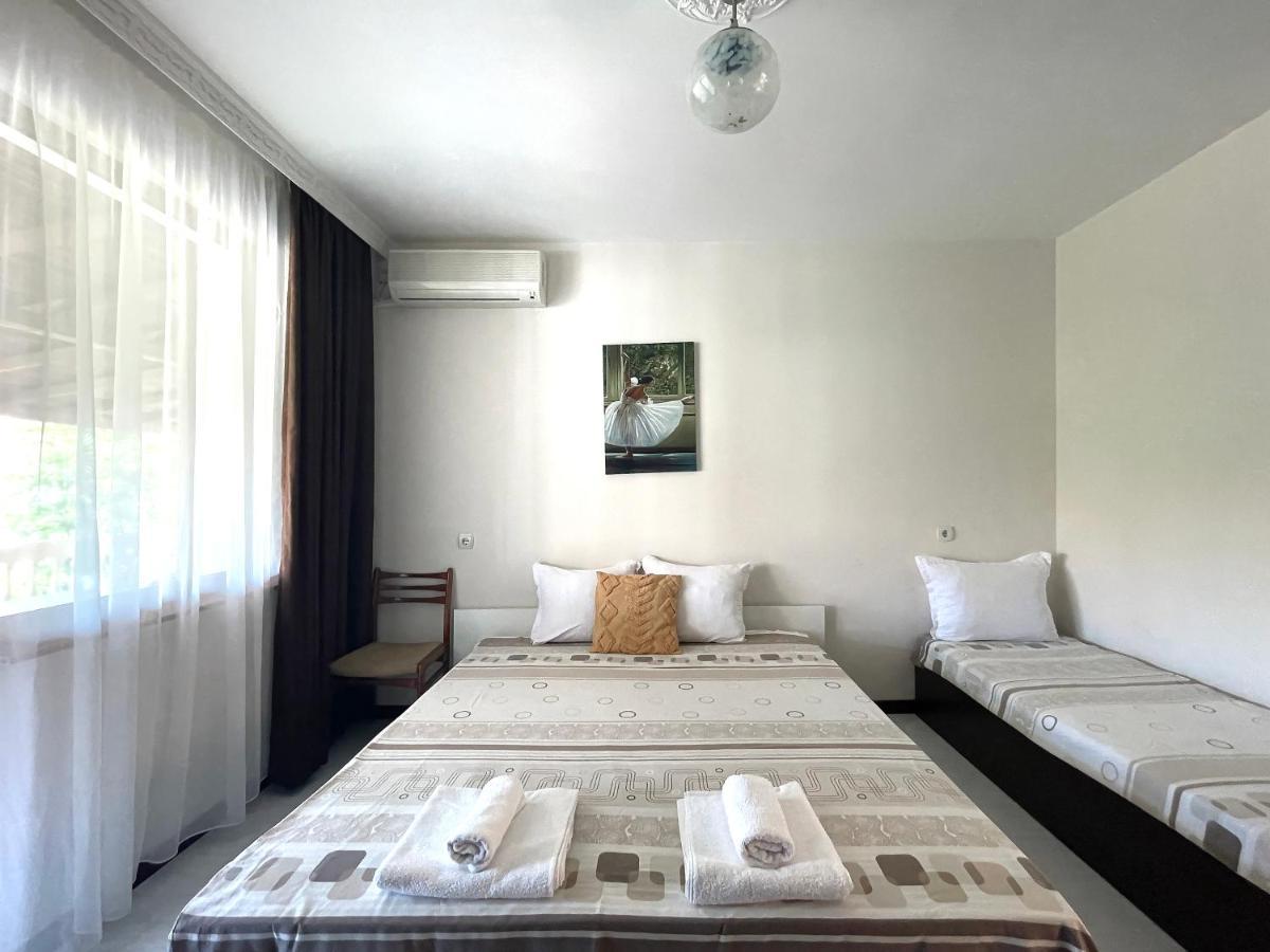 Zoia Hotel Chernomorets Eksteriør billede