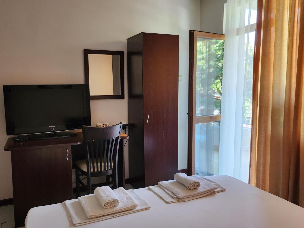 Zoia Hotel Chernomorets Eksteriør billede